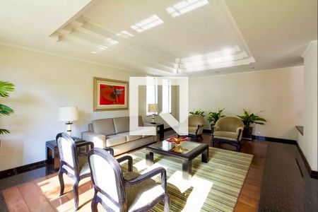 Apartamento à venda com 250m², 3 quartos e 4 vagas Apartamento à venda com 250m², 3 quartos e 4 vagasHall