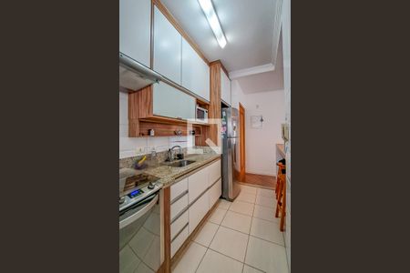 Apartamento à venda com 70m², 2 quartos e 2 vagas Apartamento à venda com 70m², 2 quartos e 2 vagasCozinha