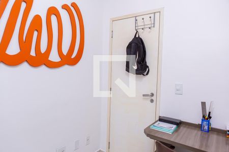 Casa à venda com 100m², 4 quartos e 2 vagas Casa à venda com 100m², 4 quartos e 2 vagasQuarto 4