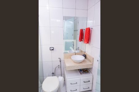 Casa à venda com 100m², 4 quartos e 2 vagas Casa à venda com 100m², 4 quartos e 2 vagasBanheiro 3