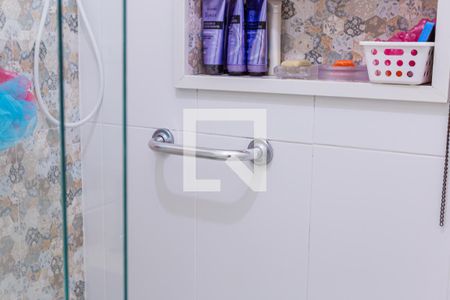 Casa à venda com 100m², 4 quartos e 2 vagas Casa à venda com 100m², 4 quartos e 2 vagasBanheiro do Quarto 2