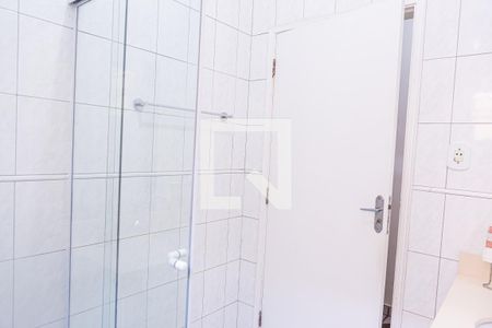 Casa à venda com 100m², 4 quartos e 2 vagas Casa à venda com 100m², 4 quartos e 2 vagasBanheiro 2