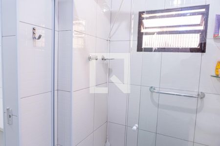 Casa à venda com 100m², 4 quartos e 2 vagas Casa à venda com 100m², 4 quartos e 2 vagasBanheiro 3