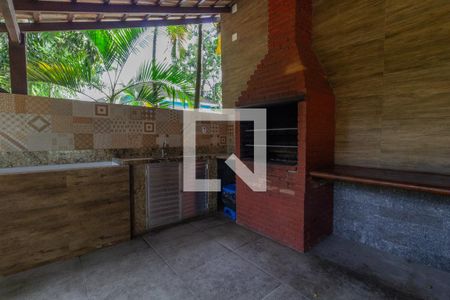 Casa de condomínio à venda com 200m², 5 quartos e 2 vagasChurrasqueira