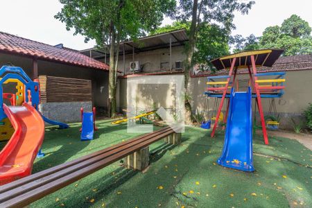 Casa de condomínio à venda com 200m², 5 quartos e 2 vagasPlayground