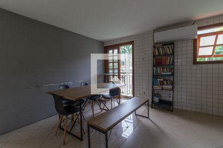 Casa de condomínio à venda com 200m², 5 quartos e 2 vagasEspaço de Leitura 