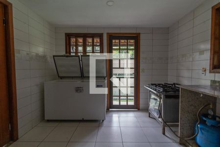 Casa de condomínio à venda com 200m², 5 quartos e 2 vagasCozinha do Salão de Festas