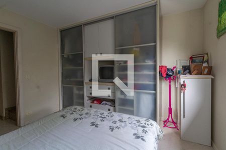 Casa de condomínio à venda com 200m², 5 quartos e 2 vagasQuarto 2 - Suíte