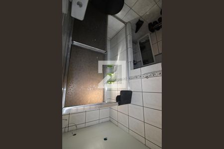 Casa à venda com 203m², 5 quartos e 2 vagasCasa 2 - Banheiro 1