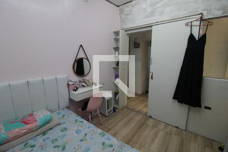 Casa à venda com 203m², 5 quartos e 2 vagasCasa 2 - Quarto 1