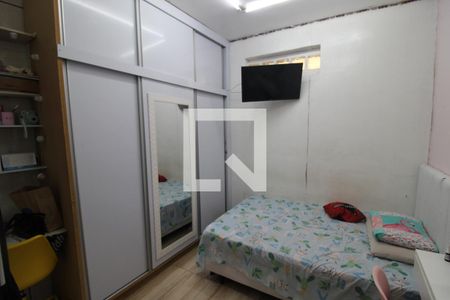 Casa à venda com 203m², 5 quartos e 2 vagasCasa 2 - Quarto 1