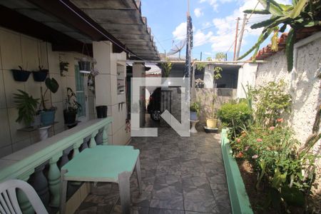 Casa à venda com 203m², 5 quartos e 2 vagasQuintal