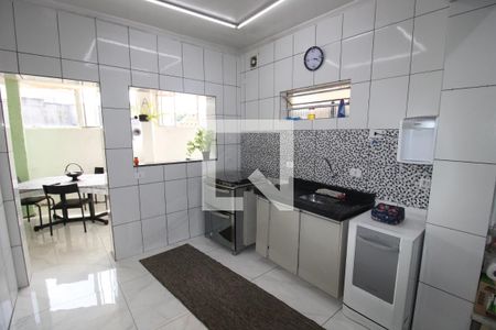 Casa à venda com 203m², 5 quartos e 2 vagasCasa 2 - Cozinha