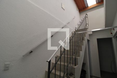 Casa para alugar com 156m², 3 quartos e 2 vagasEscada para Salão e lavanderia