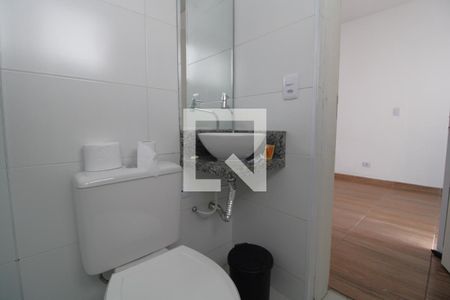 Casa para alugar com 156m², 3 quartos e 2 vagasBanheiro da casa 2