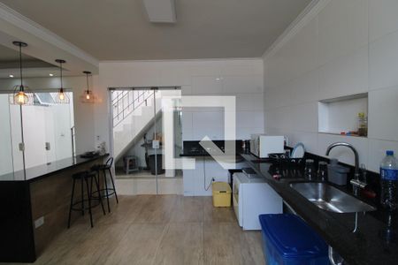 Casa para alugar com 156m², 3 quartos e 2 vagasCozinha