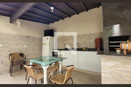 Casa à venda com 260m², 3 quartos e 8 vagas Casa à venda com 260m², 3 quartos e 8 vagasChurrasqueira