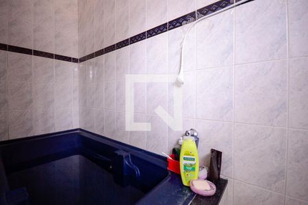 Casa à venda com 282m², 4 quartos e 6 vagas Casa à venda com 282m², 4 quartos e 6 vagasBanheiro do Quarto 4