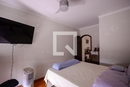 Casa à venda com 282m², 4 quartos e 6 vagas Casa à venda com 282m², 4 quartos e 6 vagasQuarto 4 - Suite