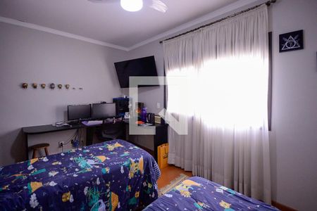 Casa à venda com 282m², 4 quartos e 6 vagas Casa à venda com 282m², 4 quartos e 6 vagasQuarto 3