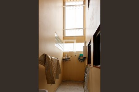 Casa de condomínio à venda com 195m², 3 quartos e 2 vagas Casa de condomínio à venda com 195m², 3 quartos e 2 vagasÁrea de Serviço