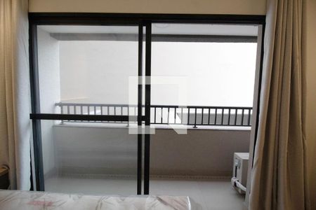 Varanda de kitnet/studio para alugar com 1 quarto, 25m² em Pinheiros, São Paulo