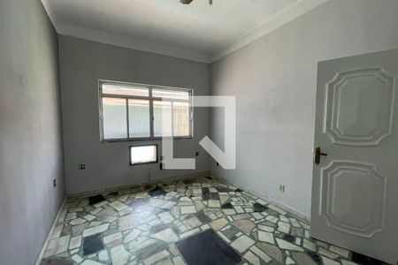 Quarto de casa para alugar com 2 quartos, 265m² em Saracuruna, Duque de Caxias