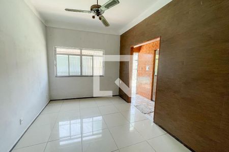Sala de casa para alugar com 2 quartos, 265m² em Saracuruna, Duque de Caxias