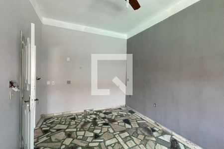 Quarto de casa para alugar com 2 quartos, 265m² em Saracuruna, Duque de Caxias
