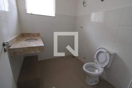 Casa à venda com 150m², 7 quartos e 2 vagasBanheiro 1