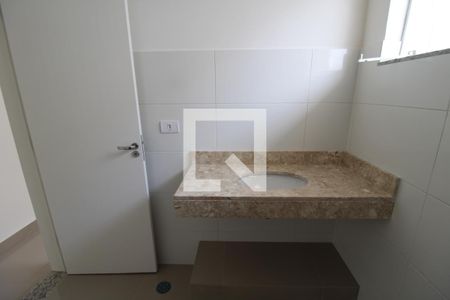 Casa à venda com 150m², 7 quartos e 2 vagasBanheiro 1