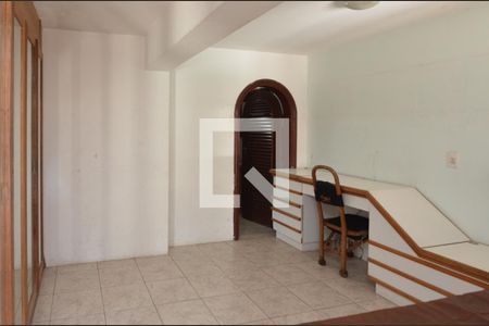 Casa de condomínio à venda com 1600m², 11 quartos e 10 vagas Casa de condomínio à venda com 1600m², 11 quartos e 10 vagasSuite 9