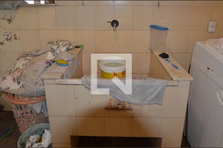 Casa de condomínio à venda com 1600m², 11 quartos e 10 vagas Casa de condomínio à venda com 1600m², 11 quartos e 10 vagasÁrea de serviço