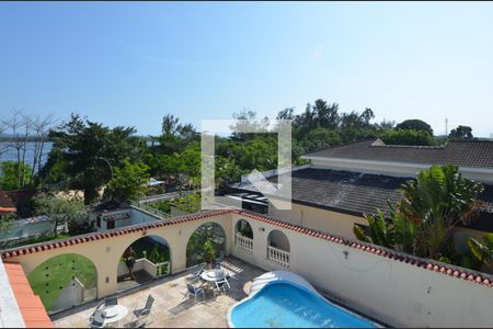 Casa de condomínio à venda com 1600m², 11 quartos e 10 vagas Casa de condomínio à venda com 1600m², 11 quartos e 10 vagasVaranda - vista