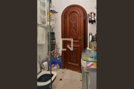 Casa de condomínio à venda com 1600m², 11 quartos e 10 vagas Casa de condomínio à venda com 1600m², 11 quartos e 10 vagasBanheiro da Suíte 8