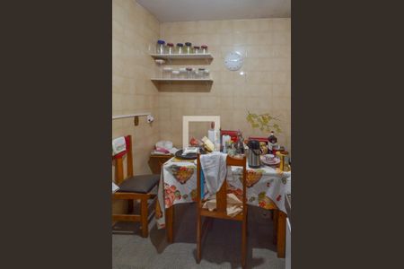 Casa de condomínio à venda com 1600m², 11 quartos e 10 vagas Casa de condomínio à venda com 1600m², 11 quartos e 10 vagasCozinha 1