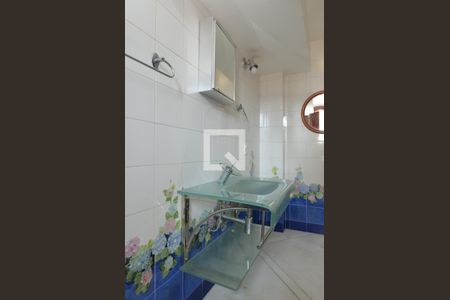 Casa de condomínio à venda com 1600m², 11 quartos e 10 vagas Casa de condomínio à venda com 1600m², 11 quartos e 10 vagasBanheiro da Suíte 3