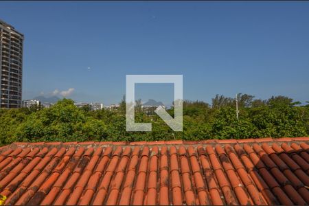 Casa de condomínio à venda com 1600m², 11 quartos e 10 vagas Casa de condomínio à venda com 1600m², 11 quartos e 10 vagasVaranda da suite 6