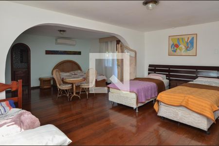 Casa de condomínio à venda com 1600m², 11 quartos e 10 vagas Casa de condomínio à venda com 1600m², 11 quartos e 10 vagasSuite 6