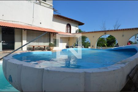 Casa de condomínio à venda com 1600m², 11 quartos e 10 vagas Casa de condomínio à venda com 1600m², 11 quartos e 10 vagasÁrea externa