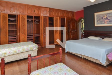 Casa de condomínio à venda com 1600m², 11 quartos e 10 vagas Casa de condomínio à venda com 1600m², 11 quartos e 10 vagasSuite 5