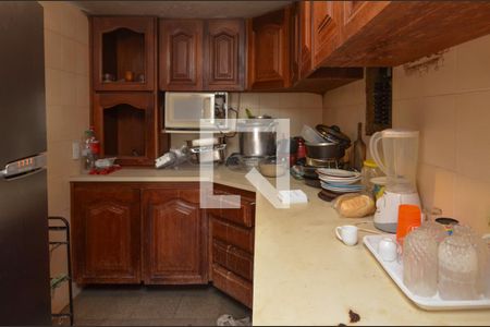 Casa de condomínio à venda com 1600m², 11 quartos e 10 vagas Casa de condomínio à venda com 1600m², 11 quartos e 10 vagasCozinha 3