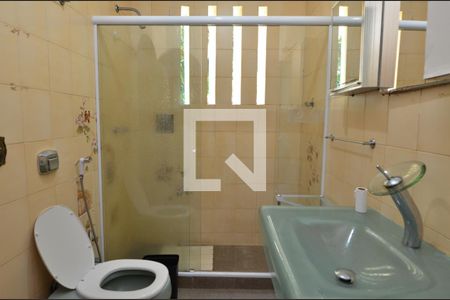 Casa de condomínio à venda com 1600m², 11 quartos e 10 vagas Casa de condomínio à venda com 1600m², 11 quartos e 10 vagasBanheiro da Suíte 7