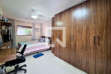 Casa à venda com 290m², 5 quartos e 3 vagas Casa à venda com 290m², 5 quartos e 3 vagasSuíte 1