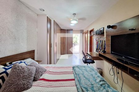 Casa à venda com 290m², 5 quartos e 3 vagas Casa à venda com 290m², 5 quartos e 3 vagasSuíte 1