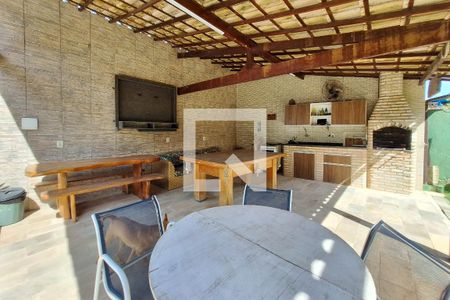 Casa à venda com 290m², 5 quartos e 3 vagas Casa à venda com 290m², 5 quartos e 3 vagasÁrea Externa