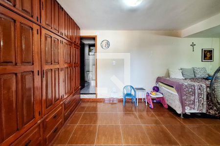 Casa à venda com 290m², 5 quartos e 3 vagas Casa à venda com 290m², 5 quartos e 3 vagasSuíte 3