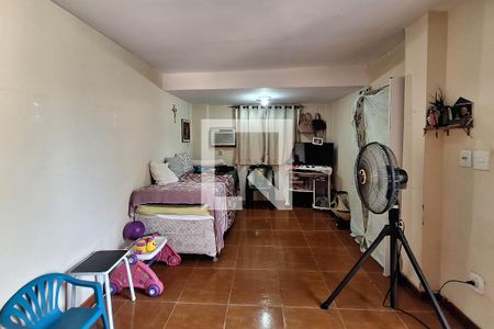 Casa à venda com 290m², 5 quartos e 3 vagas Casa à venda com 290m², 5 quartos e 3 vagasSuíte 3