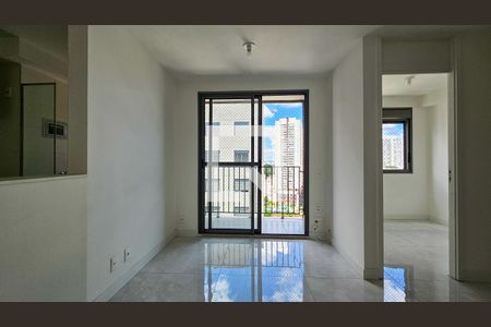 Sala de apartamento para alugar com 2 quartos, 46m² em Vila Constança, São Paulo