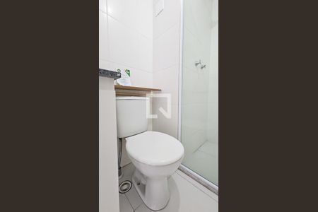 Banheiro de apartamento para alugar com 2 quartos, 46m² em Vila Constança, São Paulo